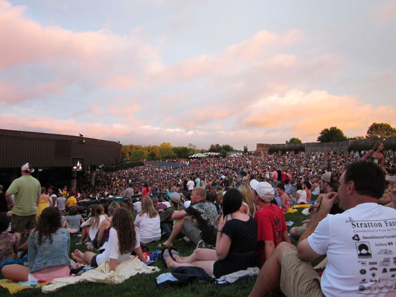 On the lawn at the Jack Johnson concert On the lawn at the Jack Johnson concert
