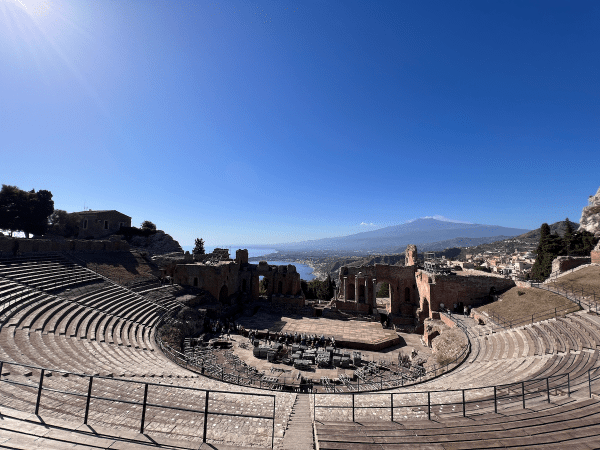 Taormina, 51 Shades of Grey.
